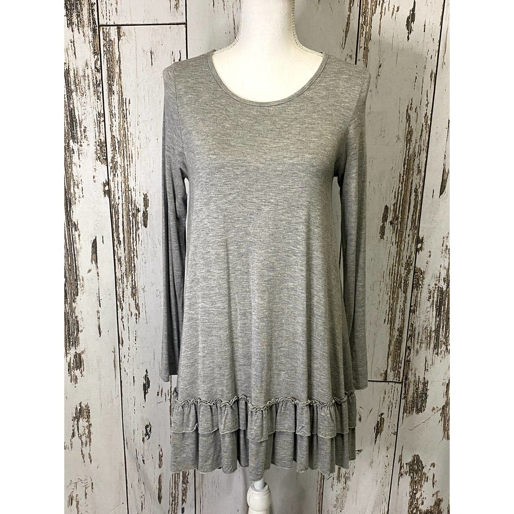 Easel Gray Tunic Top - Picture 1 of 4